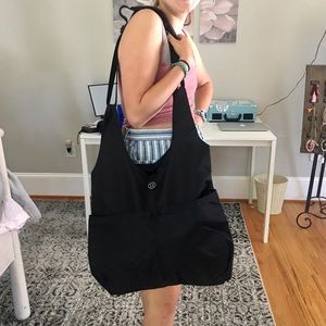 Lululemon  |  shopper/travel nylon tote bag
